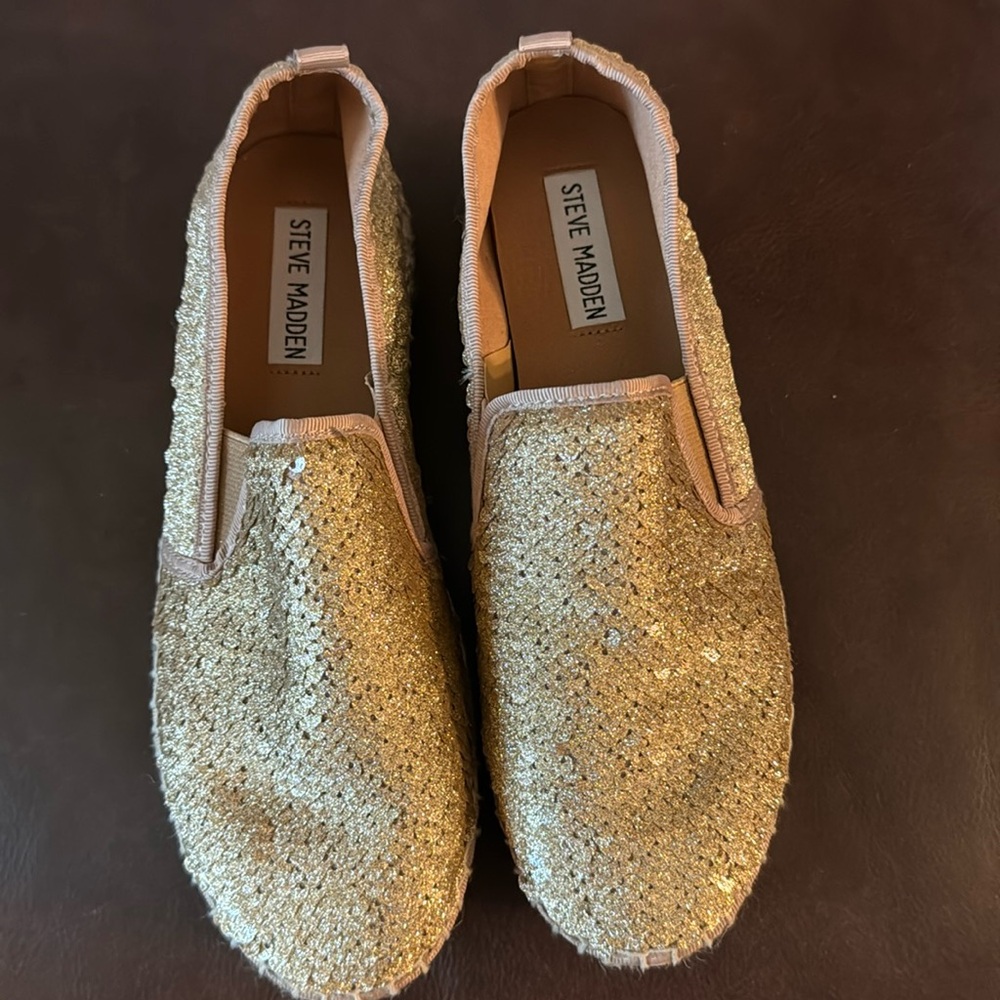 Women’s Steven Madden Poppi Sequin Slide on Espadrilles, size 6.5